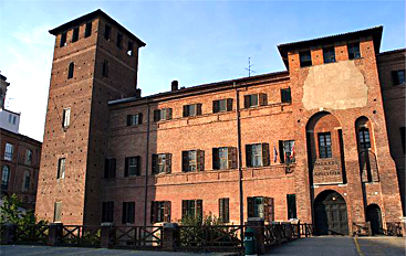 tribunale vercelli.jpg